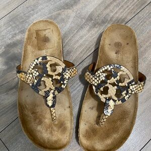 Tory Burch Miller Logo Thong Sandals in Snakeskin Print size 6